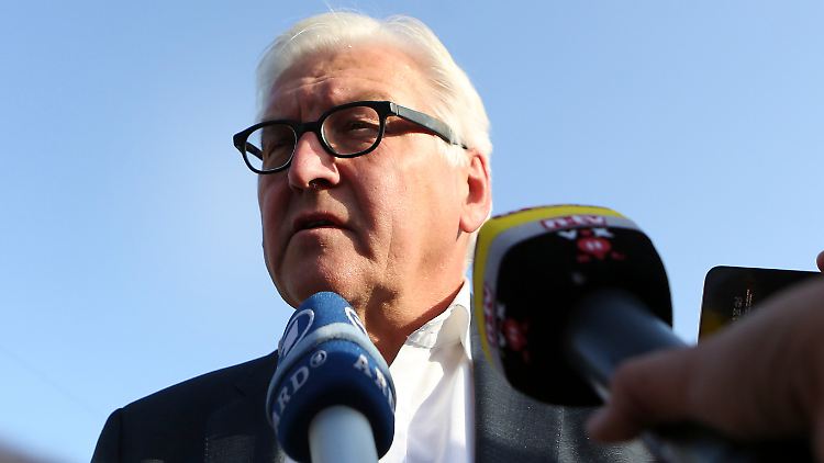 Deutschland lasse sich nicht zu mehr militärischem Engagement im Kampf gegen den IS drängen, so Steinmeier.