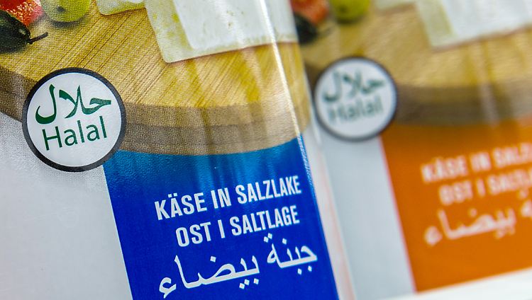 "Halal" kann mit "erlaubt" übersetzt werden.