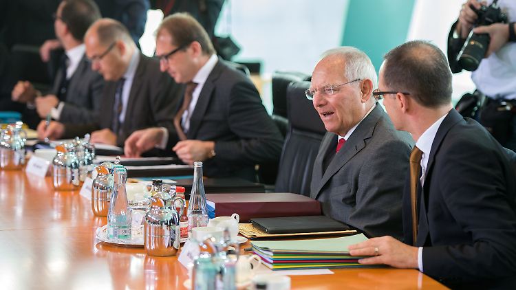 Zu Beginn der Kabinettssitzung im Bundeskanzleramt in Berlin.