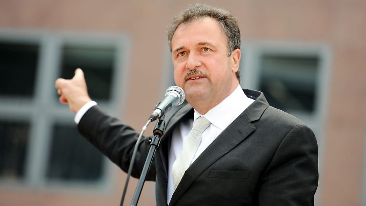 GDL-Chef Claus Weselsky sieht weiterhin die Bahn im Tarifstreit am Zug.