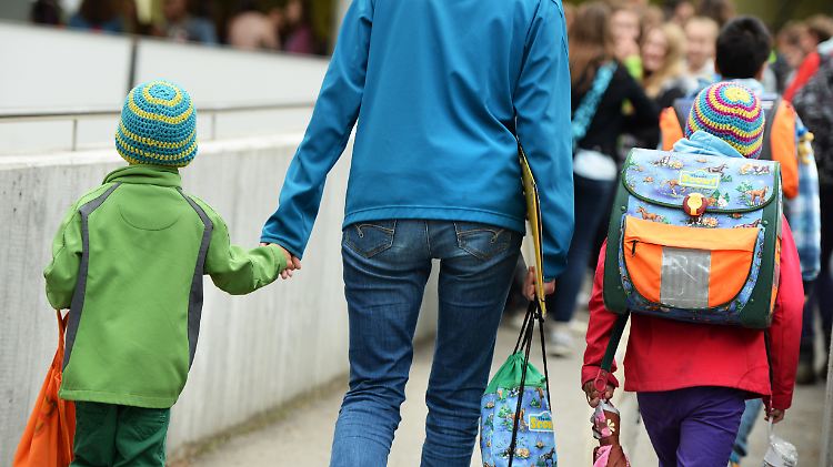 Arbeiten und ein Familienleben führen, ist ein Leben im Dauerstress.