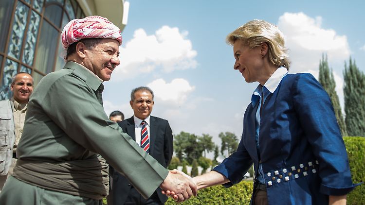 Der kurdische Präsident Barsani empfängt von der Leyen in Erbil.