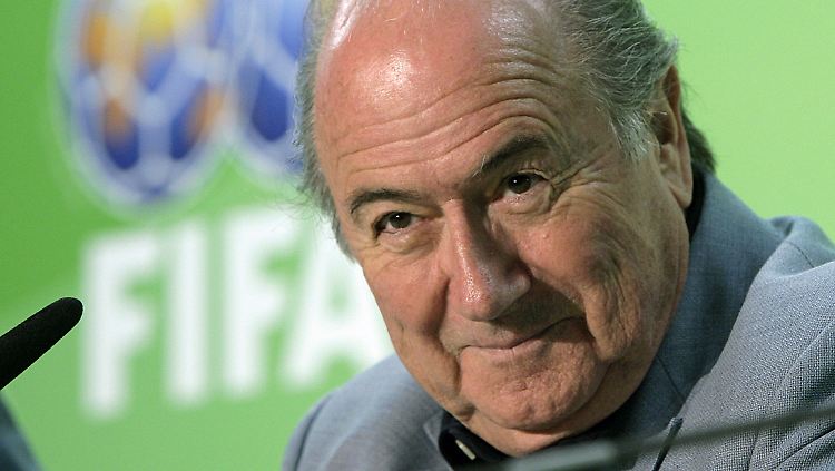 "Ich möchte der Fifa auch in einer fünften Amtszeit als Präsident zur Verfügung stehen und dienen": Joseph Blatter.
