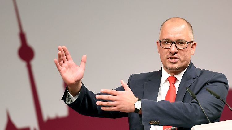 Jan Stöß ist Landesvorsitzender der SPD Berlin und bewirbt sich auf das Amt des Regierenden Bürgermeisters.