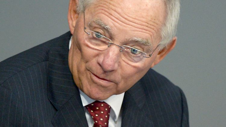 CDU-Politiker Schäuble fühlt sich bei der AfD an die Republikaner in Baden-Württemberg erinnert, die dort in den 1990ern im Landtag saßen.