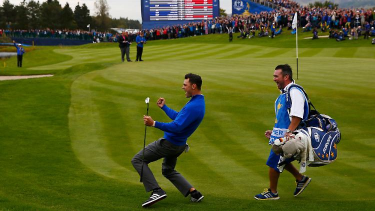 Was für ein Schlag: Kaymer nach seinem Sieg am 16. Loch.
