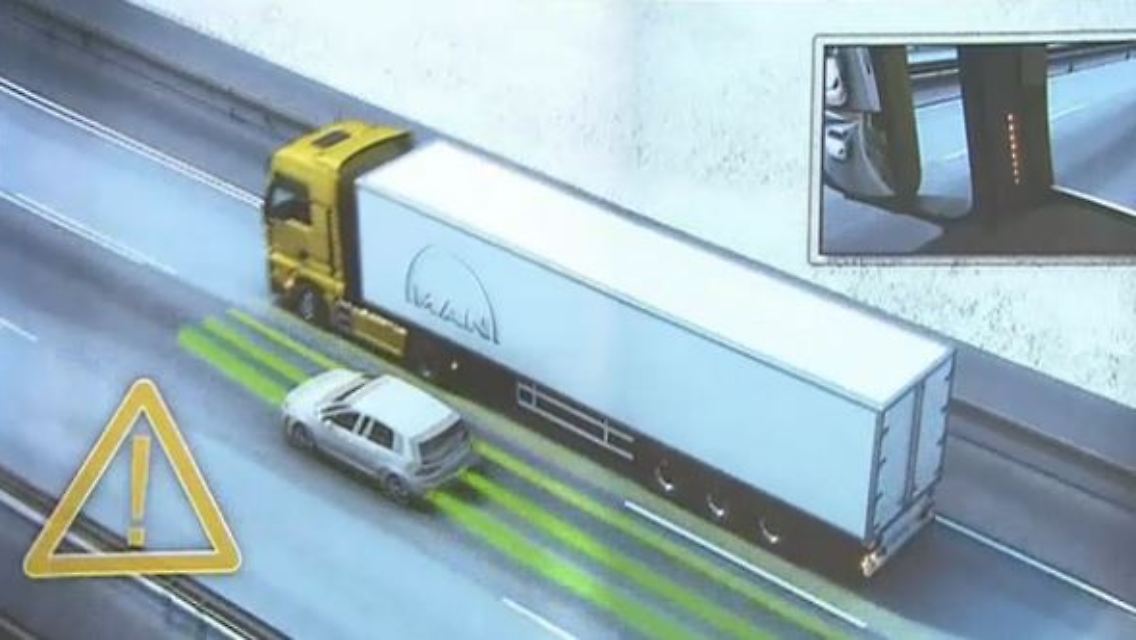 lkw überholen.JPG