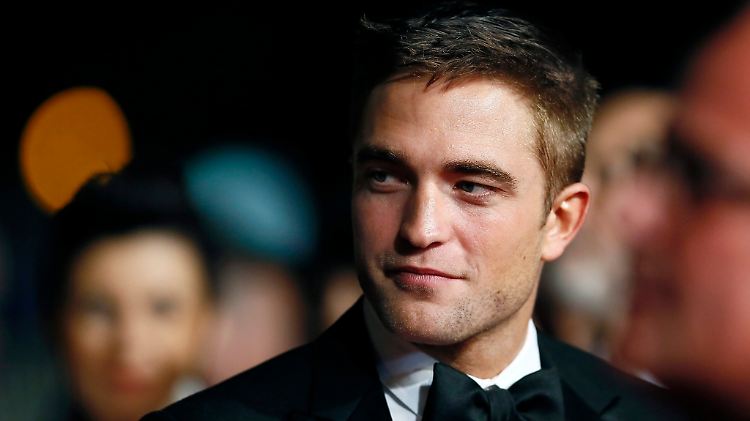 Neue Freundin, neue Heimat: Pattinson geht neue Wege.