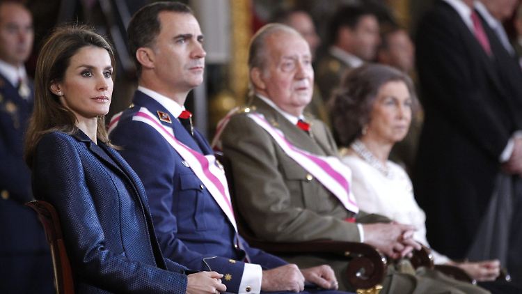 Zwei Generationen: Letizia, Felipe, Juan Carlos und Sofia. 