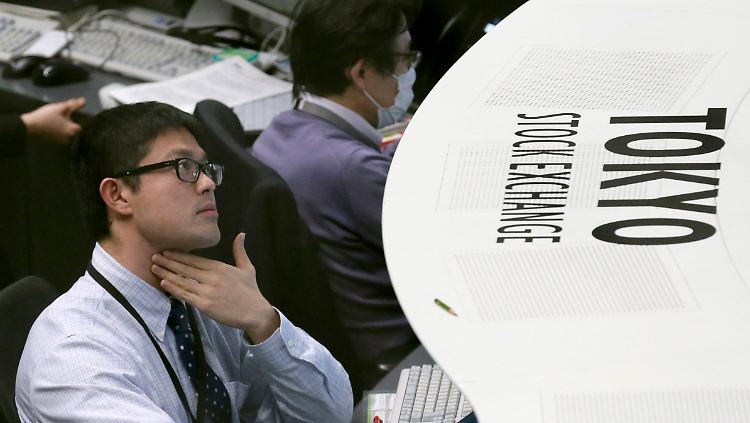 Die Tokioter Börse beendet den Handelstag mit einem Minus. 