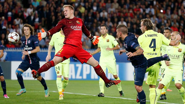 Unglücklich: Marc-André ter Stegen kassiert das zweite Tor.