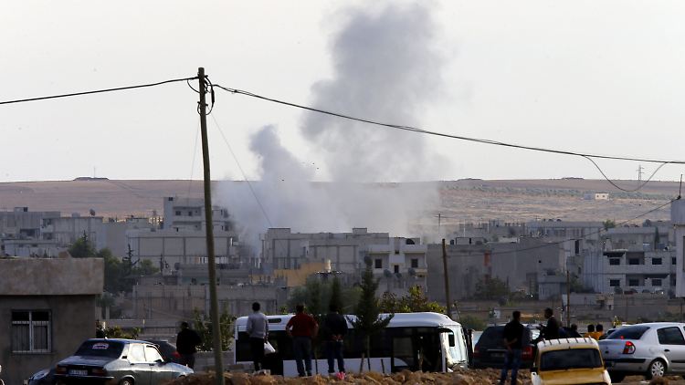 IS rückt weiter auf Kobane vor. Die nordsyrische Stadt ist den Attacken der Terrormiliz ausgesetzt.