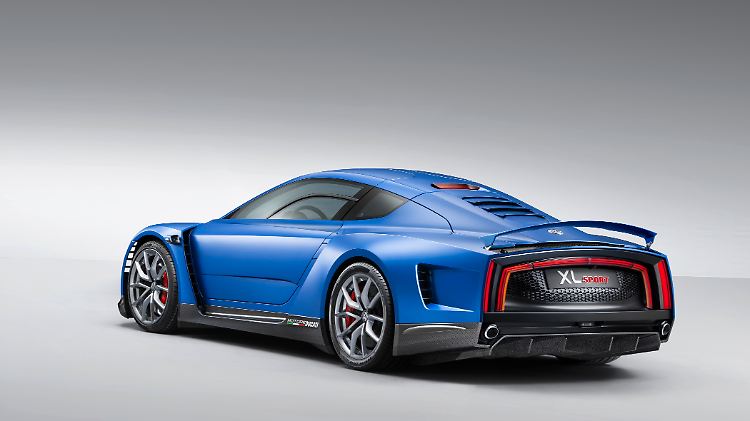 DB2014AU01208_large.JPG