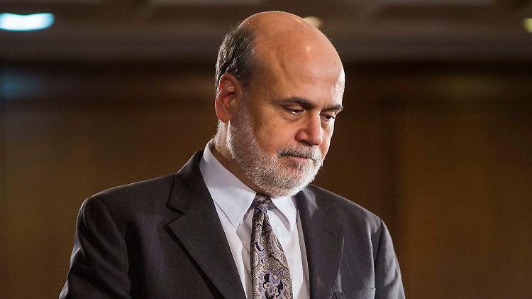 Bernanke scheffelt jetzt mit seinem Wissen Millionen. Für die US-Banken zählt das nicht.