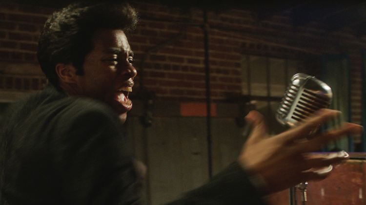 "Get On Up": Der junge James Brown begeistert mit großartiger Stimme und mitreißender Show die Massen.