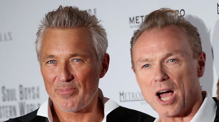 Martin und Gary Kemp präsentieren "Soul Boys of the Western World" in London - und alles ist wieder gut. 