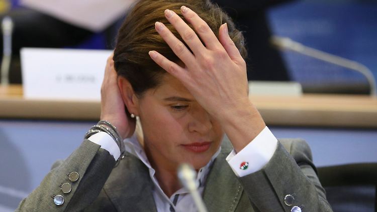 Alenka Bratusek hatte sich selbst empfohlen; das kam bei der Anhörung nicht gut an.