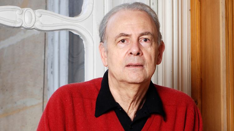 In Deutschland wurde Modiano Mitte der 80er Jahre mit seinem Werk "Eine Jugend" bekannt.