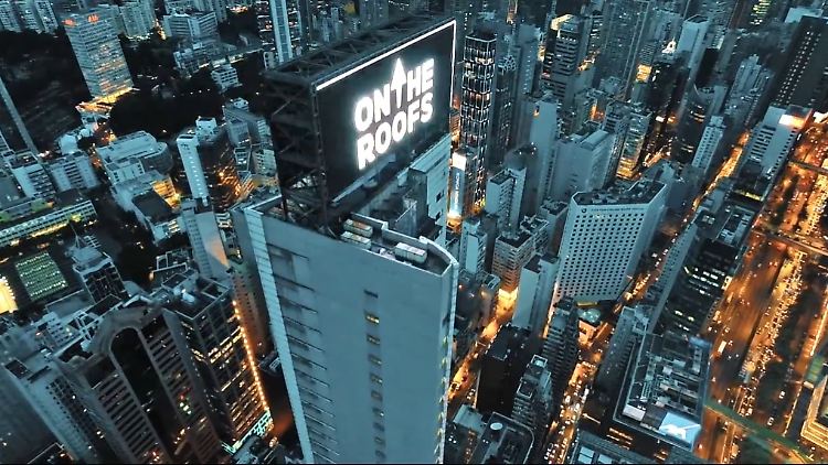 Sichtbar für fast acht Millionen Hongkonger: Das Logo der Gruppe.