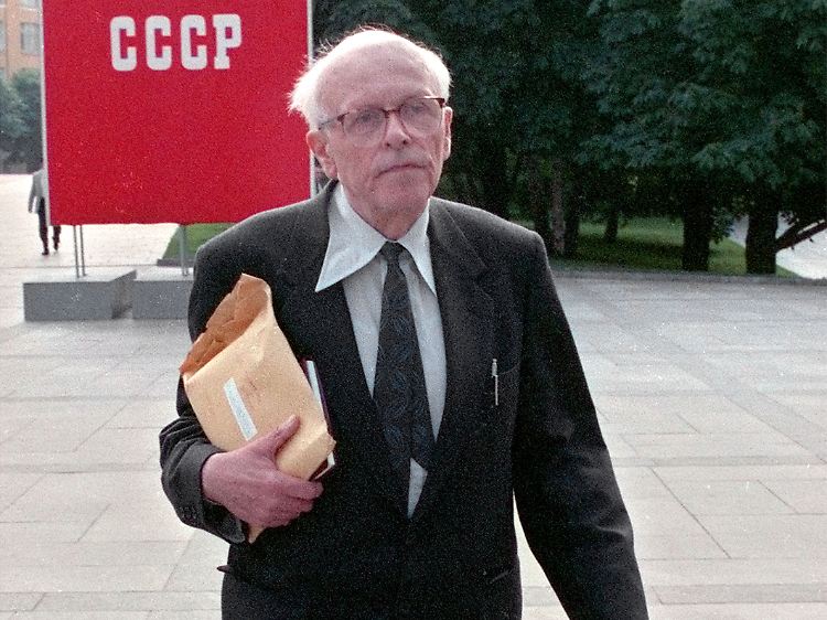 Memorial wurde auf Initiative des sowjetischen Dissidenten und Friedensnobelpreisträgers Andrei Sacharow gegründet.
