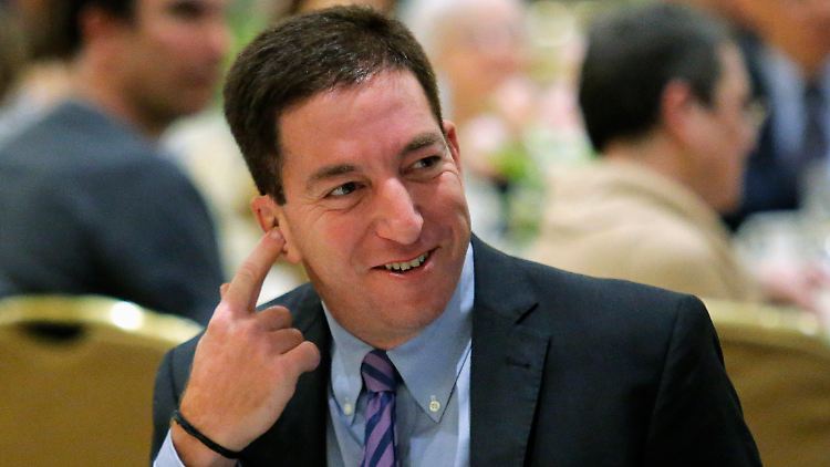 Greenwald erzählt Snowden am Ende von "Citizenfour" von einem neuen Informanten, der Details aus dem Innenleben der US-Geheimdienste liefert. 