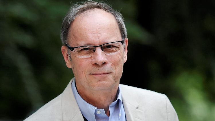 "Ich bin sehr, sehr dankbar", sagt Tirole in einer ersten Reaktion.