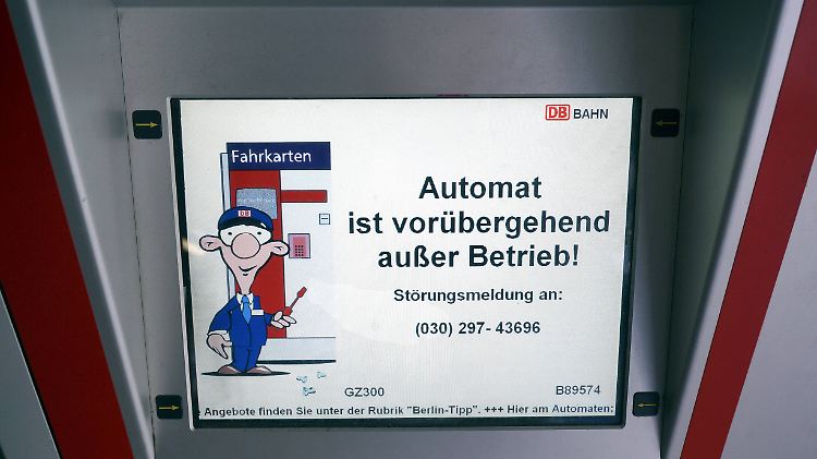 Störung melden und dem Schaffner Bescheid geben, das ist der sicherste Weg, Strafzahlungen zu vermeiden.