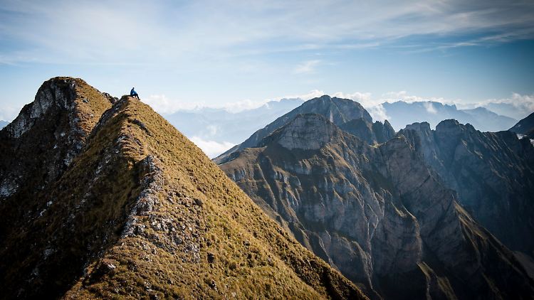Schöne Aussichten in der Schweiz: Blick auf den Gamsberg.