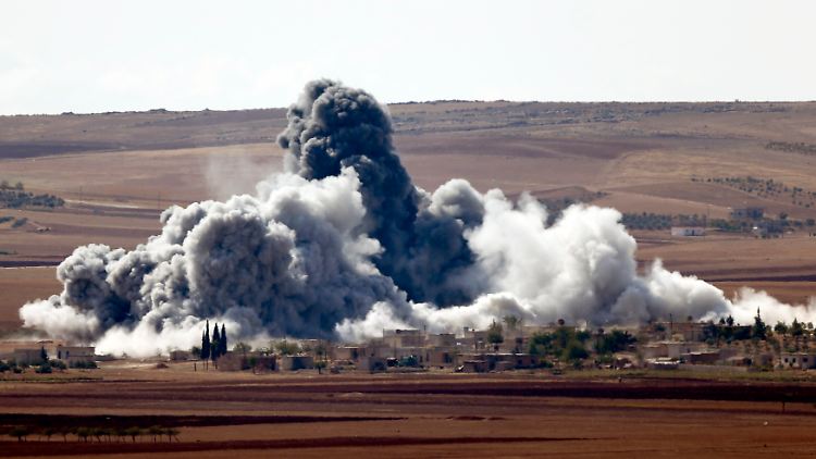 Die Angriffe der US-Luftwaffe werden offenbar deutlich genauer. Mehrere IS-Stellungen nahe Kobane wurden zerstört.