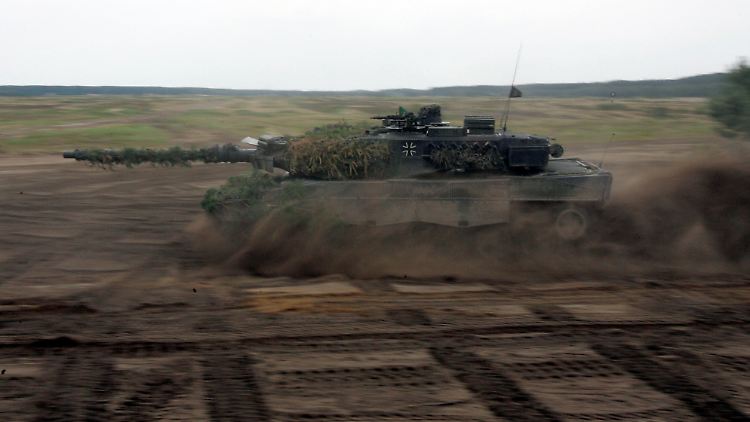 Schnell, schwer, schlagkräftig: Der Leopard II gilt noch immer als einer der besten Kampfpanzer der Welt.
