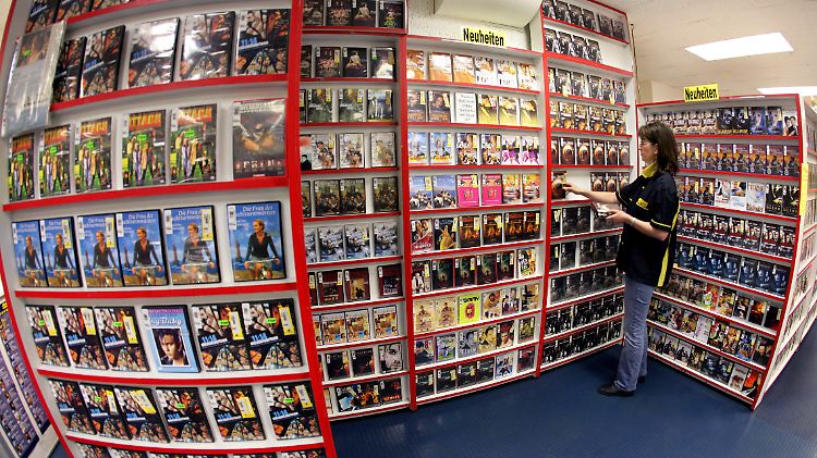 Die Zahl der Videotheken in Deutschland geht weiter zurück.
