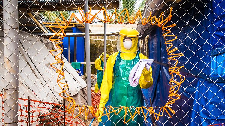 Eine Ebola-Hilfsstation in Freetown, Sierra Leone