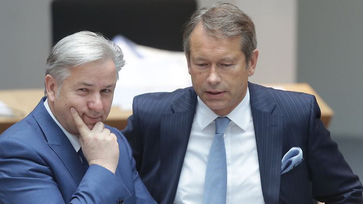 Nußbaum wechselte als Parteiloser ins Kabinett des Regierenden Bürgermeisters Wowereit. Dort gab es immer wieder Konflikte - auch mit einem der möglichen Nachfolger Wowereits.