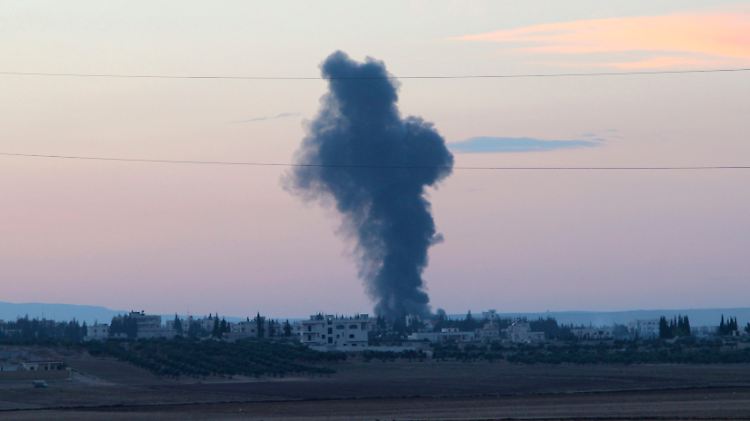 Nicht nur um Kobane wird gekämpft, auch in der Region Aleppo stehen sich weiterhin Truppen gegenüber.
