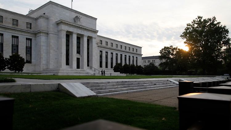 Das Hauptgebäude der Fed in Washington, D.C.: Die Deutsche Bank muss sich nun auch den scharfen Anfragen der US-Aufseher stellen.