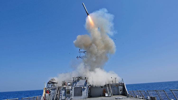 Das Pentagon vergab bereits einen millionenschweren Auftrag zur Lieferung weiterer Tomahawk-Lenkraketen. (Archivbild)