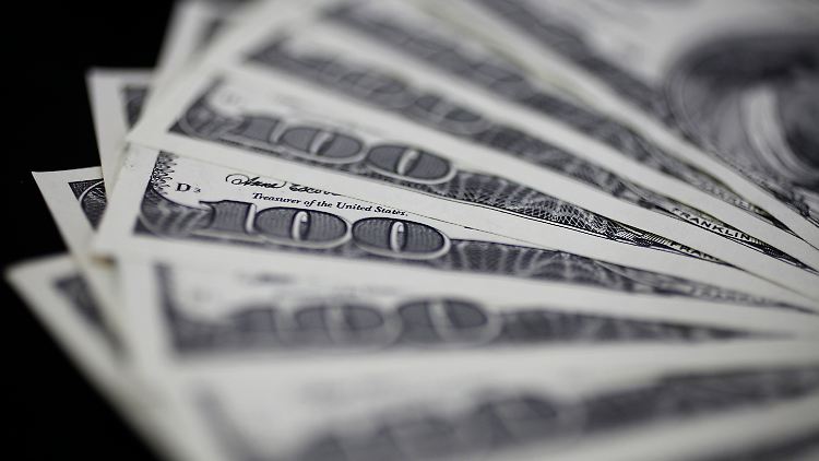 Der Dollar büßt ein bisschen seiner Stärke ein.