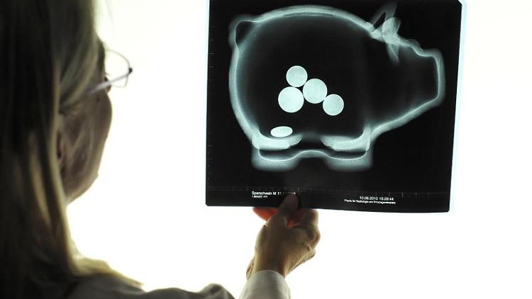 Was bleibt beim Sparschwein noch übrig vom Geld?