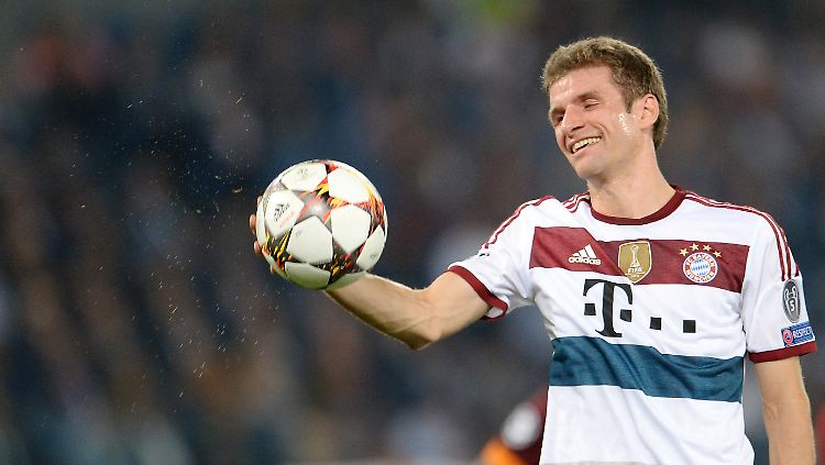 Thomas Müller, der Weltmeister und Mann der klaren Worte macht den Matthias Sammer und tritt nach dem Kantersieg gegen die Roma auf die Euphoriebremse. 