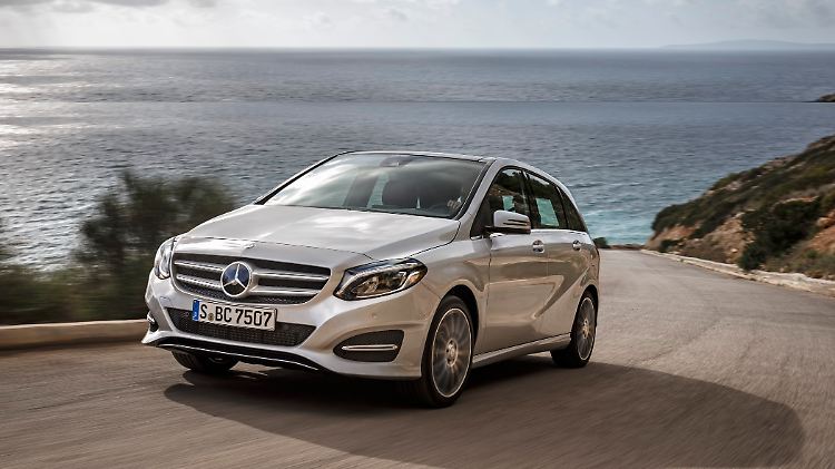 Mercedes hat die B-Klasse geliftet.