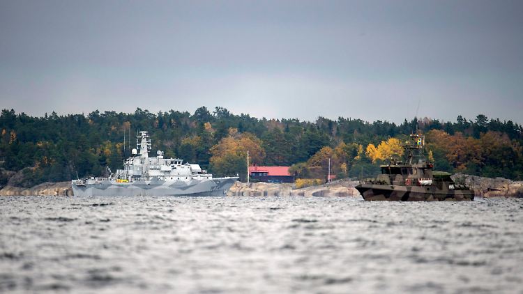 Mit Sonar durchkämmen die Schweden ihre Gewässer - bislang ohne Erfolg. 
