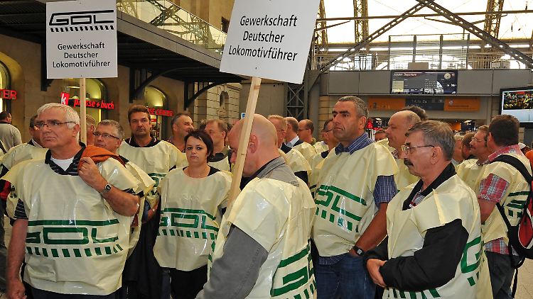 Die GDL wies den Vorschlag der EVG zurück, einer Gewerkschaft die Federführung bei den Verhandlungen zu überlassen.