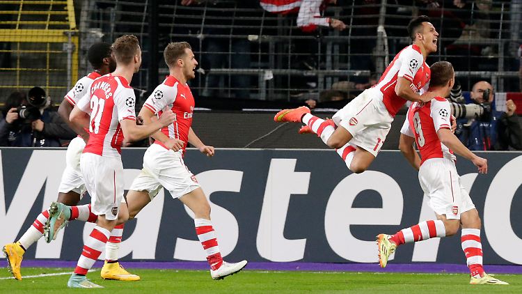 Lululu! Lukas Podolski schoss den FC Arsenal zum Sieg beim RSC Anderlecht, das bis zur 89. Minute geführt hatte.