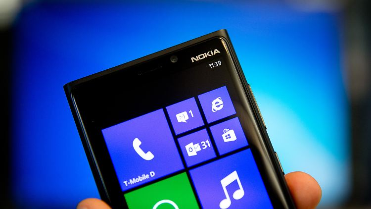 Das "Nokia" wird von der Front der Lumia-Smartphones verschwinden.