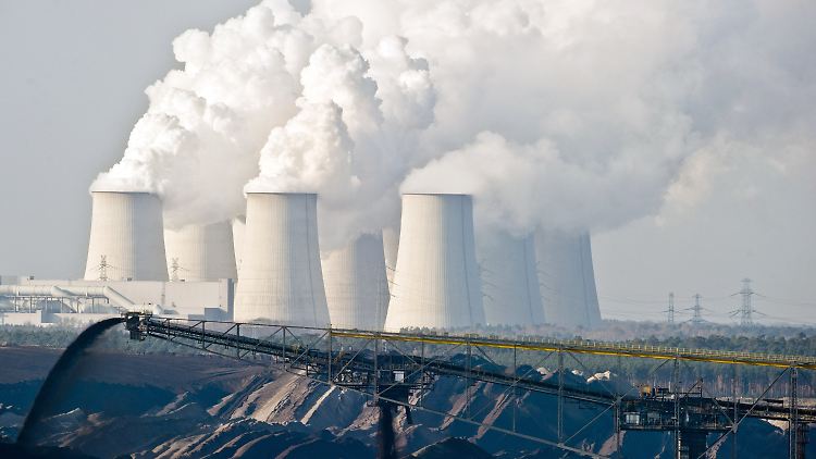 Braunkohle-Tagebau von Vattenfall unweit des brandenburgischen Jänschwalde.