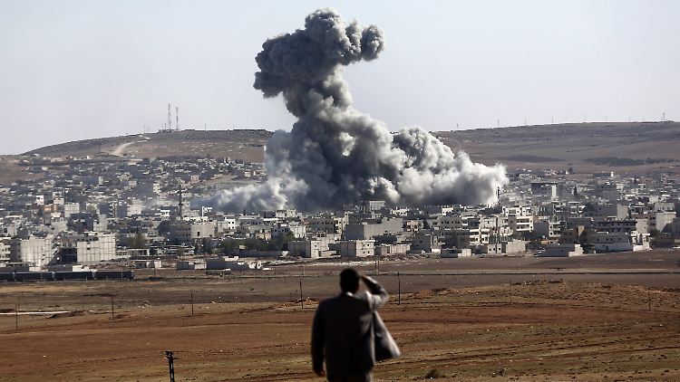 Kobane ist schwer umkämpft, soll aber bald Unterstützung gegen die Angreifer des IS.