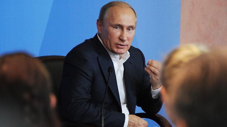 Wladimir Putin macht dem Westen Vorwürfe.