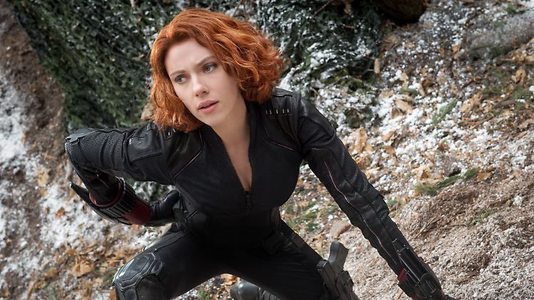 Auch Black Widow (Scarlett Johansson) bekommt es im Film mit der künstlichen Intelligenz Ultron zu tun.