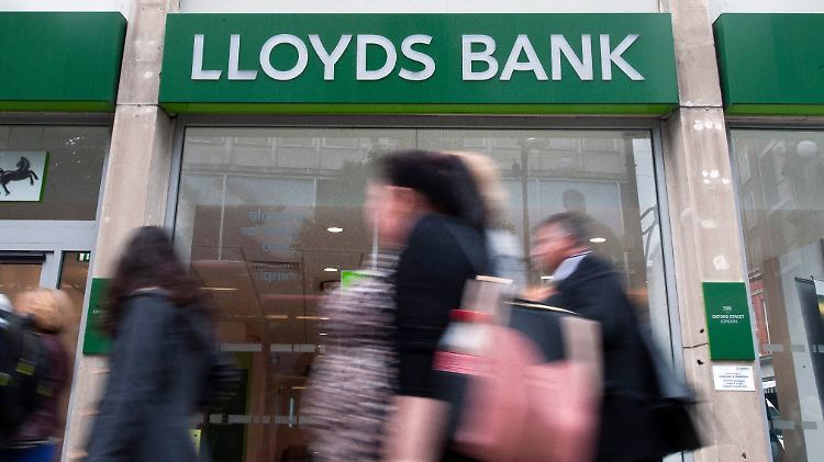 Lloyds hatte in den vergangenen Jahren bereits 30.000 Jobs abgebaut.