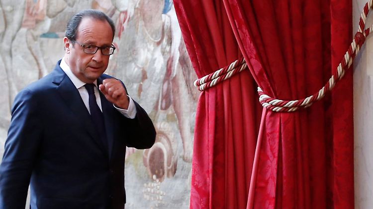Frankreichs Präsident Francois Hollande muss schmerzhafte Einschnitte vornehmen.